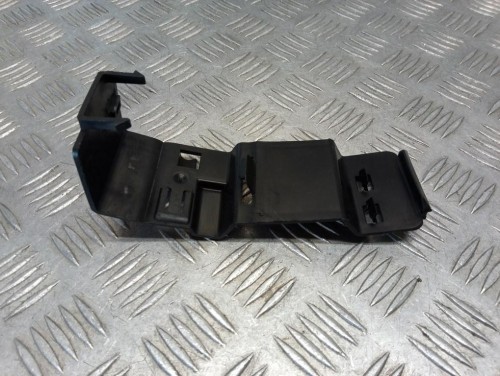 Plastik mocowanie regulatora napięcia HARLEY DAVIDSON DYNA STREET BOB FXDB 12-17r   PN. 70464-12