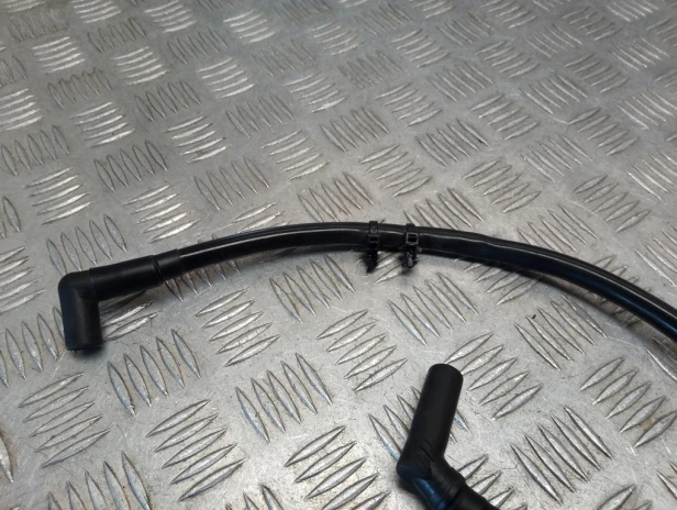 Przewody zapłonowe HARLEY DAVIDSON DYNA STREET BOB FXDB 06-17r