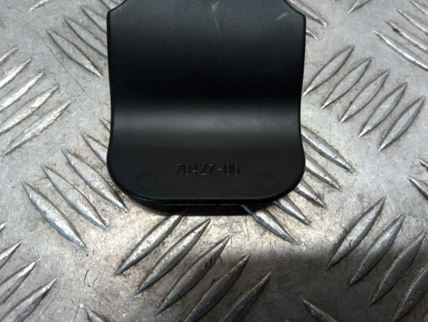 Plastik osłona wypełnienie ramy HARLEY DAVIDSON DYNA STREET BOB FXDB 06-17r   PN. 70427-06