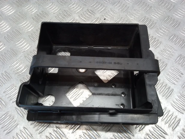 Skrzynka mocowania akumulatora HARLEY DAVIDSON DYNA STREET BOB FXDB 07-17r   PN. 70379-06B