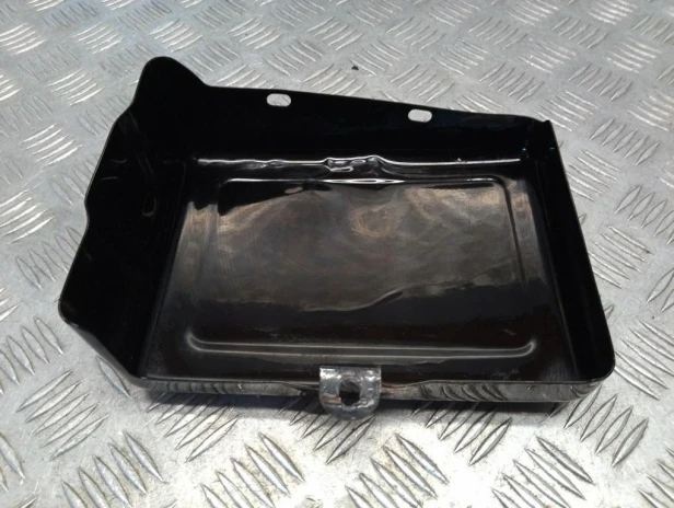 Boczek osłona akumulatora HARLEY DAVIDSON DYNA STREET BOB 07-17r   PN. 66444-12DH