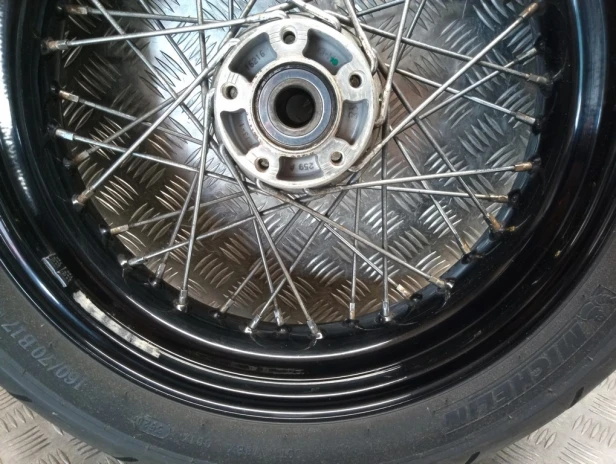 Felga koło tył J17M/CxMT4.50 HARLEY DAVIDSON DYNA STREET BOB FXDB 09-17r   PN. 41430-09A