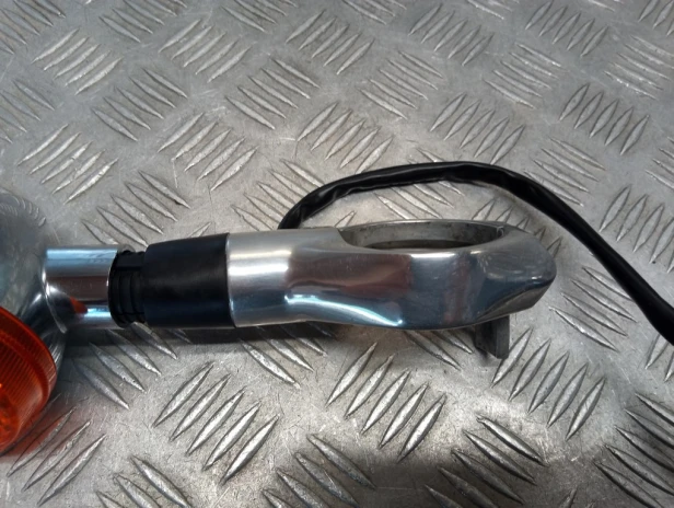 Kierunkowskaz przedni prawy HONDA VTX 1800 N/R/S/T 02-08r   PN. 33400-MBH-673