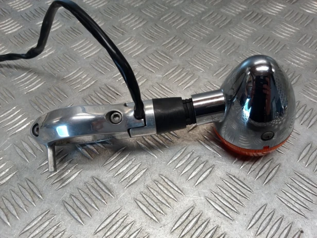 Kierunkowskaz przedni prawy HONDA VTX 1800 N/R/S/T 02-08r   PN. 33400-MBH-673
