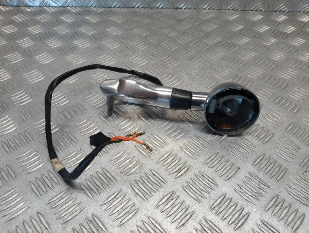 Kierunkowskaz przedni lewy HONDA VTX 1800 N/R/S/T 02-08r   PN. 33450-MBH-673