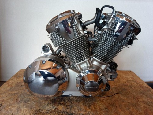 Silnik kompletny HONDA VTX 1800 C/N/R/S/T 02-08r   PN. 11100-MCH-000