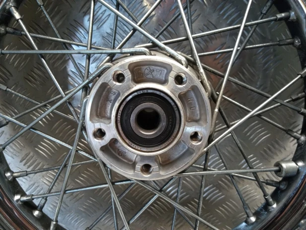 Felga koło tył J16M/CxMT3.00 HARLEY DAVIDSON SOFTAIL HERITAGE FLSTCI 00-06r   PN. 40975-05A