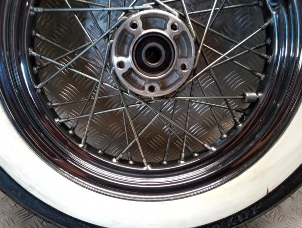Felga koło tył J16M/CxMT3.00 HARLEY DAVIDSON SOFTAIL HERITAGE FLSTCI 00-06r   PN. 40975-05A