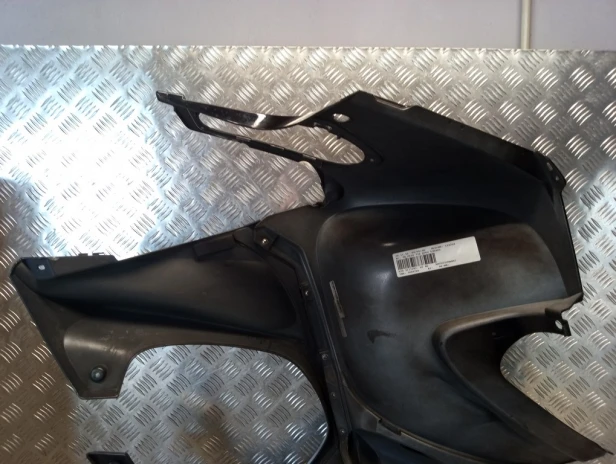 Owiewka osłona boczna prawa BMW R 1200RT K26 10-14r   PN. 46637684760