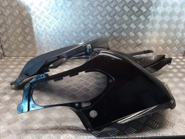 Owiewka osłona boczna prawa BMW R 1200RT K26 10-14r   PN. 46637684760