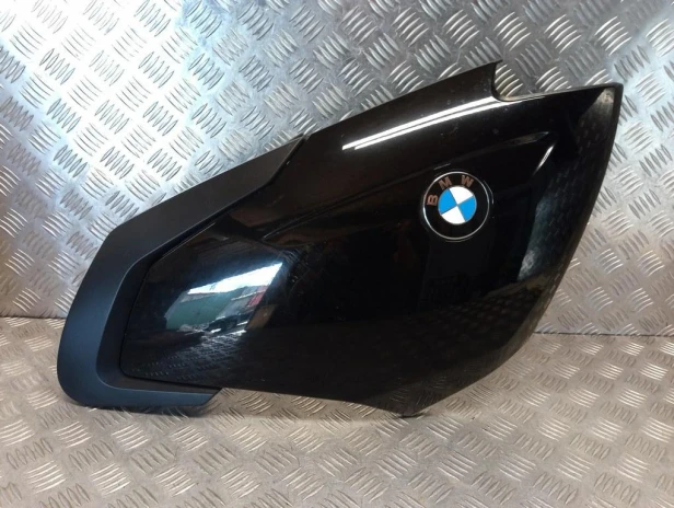 Owiewka boczna przednia prawa BMW R 1200RT K26 10-14r   PN. 46637711692