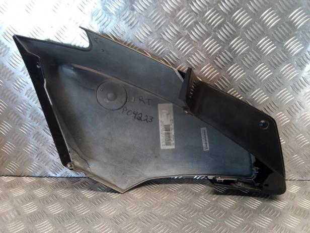 Owiewka boczna przednia prawa BMW R 1200RT K26 10-14r   PN. 46637711692