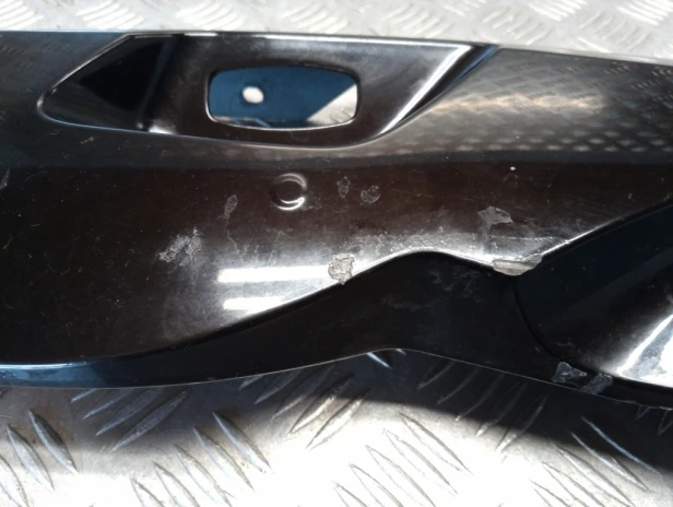 Ogon owiewka tylna lewa BMW R 1200RT K26 10-14r   PN. 46637692897