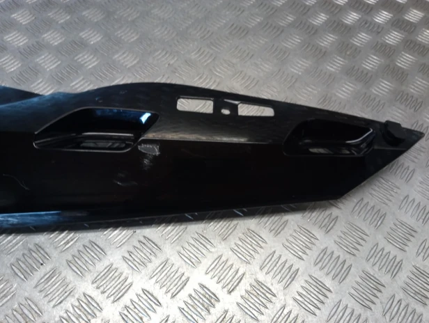 Ogon owiewka tylna lewa BMW R 1200RT K26 10-14r   PN. 46637692897