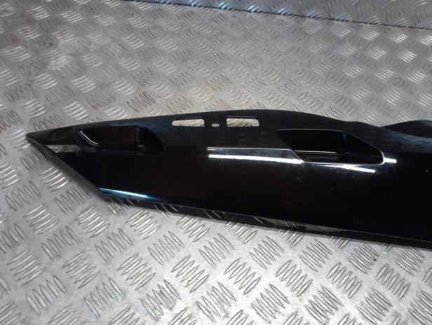 Ogon owiewka tylna prawa BMW R 1200RT K26 10-14r   PN. 46637692898