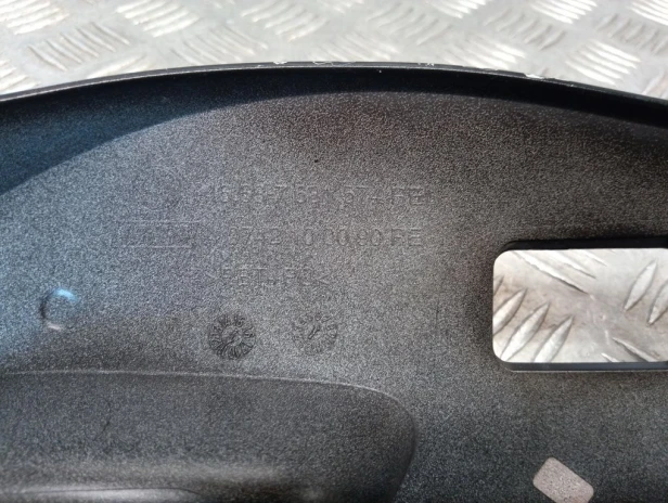 Ogon owiewka tylna prawa BMW R 1200RT K26 10-14r   PN. 46637692898