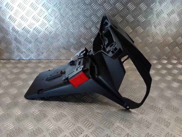 Mocowanie tablicy obudowa lampy tył BMW R 1200RT K26 10-14r   PN. 46627682757