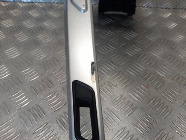 Osłona nakładka zbiornika paliwa BMW R 1200RT K26 10-14r   PN. 46637681580