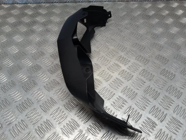 Wlot powietrza chłodnicy oleju BMW R 1200RT K26 10-14r   PN. 46637711662