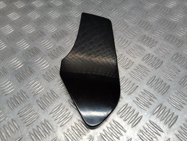 Klapka wnęki na radio BMW R 1200RT K26 10-14r   PN. 46637697923