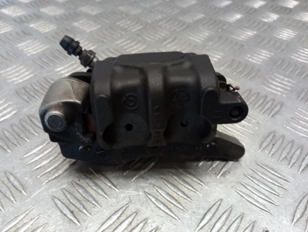 Zacisk hamulca tył BMW R 1200RT K26 10-14r   PN. 34217677603