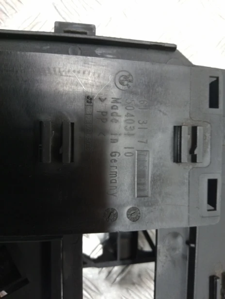 Uchwyt mocowanie modułu elektroniki BMW R 1200RT K26 10-14r   PN. 61357713858