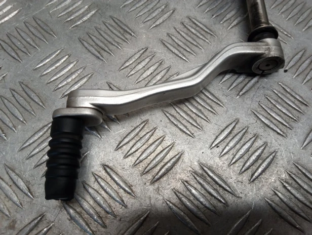 Dźwignia zmiany biegów BMW R 1200RT K26 10-14r   PN. 23417701438