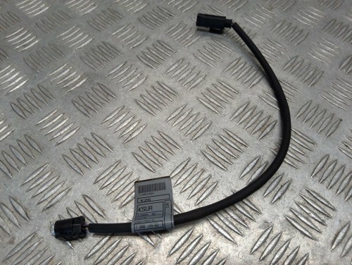 Przewód podgrzewania fotela kierowcy BMW R 1200RT K26 10-14r   PN. 61127688145