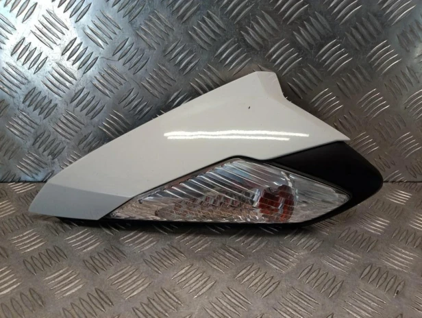 Kierunkowskaz przedni lewy BMW R 1200RT K26 10-14r   PN. 63137706407