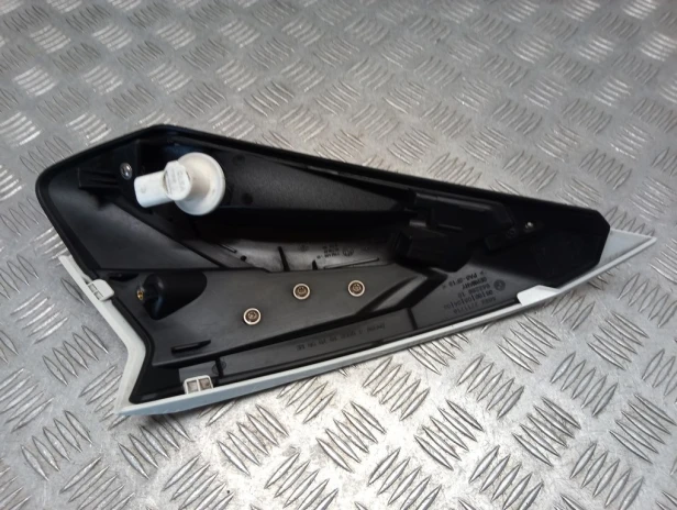 Kierunkowskaz przedni prawy BMW R 1200RT K26 10-14r   PN. 63137706408