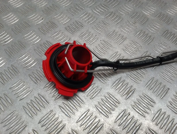 Wlew zbiornika paliwa BMW R 1200RT K26 10-14r   PN. 16117708067