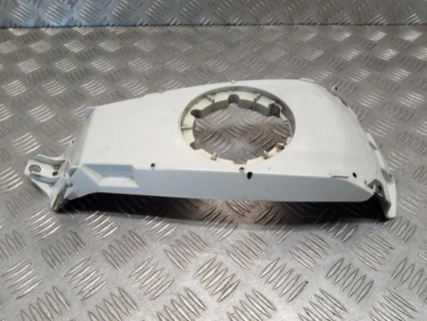 Osłona środkowa zbiornika paliwa BMW R 1200RT K26 10-14r   PN. 46637698008