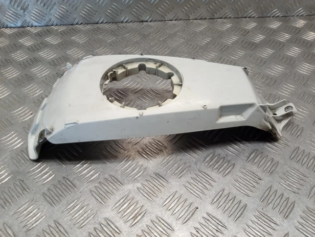 Osłona środkowa zbiornika paliwa BMW R 1200RT K26 10-14r   PN. 46637698008