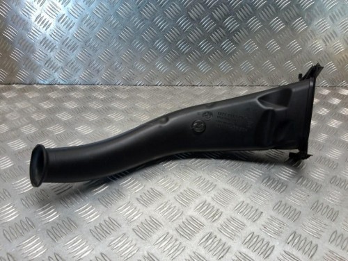 Króciec ssący dolot powietrza BMW R 1200RT K26 10-14r   PN. 13717712608