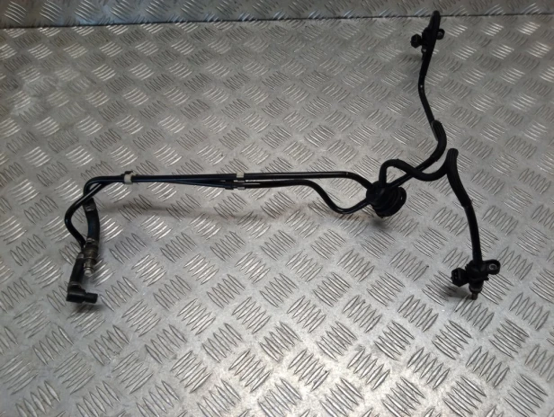 Przewody paliwa wtryskiwacze BMW R 1200RT K26 10-14r   PN. 13617672335