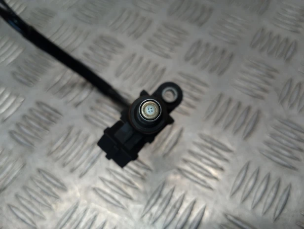 Przewody paliwa wtryskiwacze BMW R 1200RT K26 10-14r   PN. 13617672335