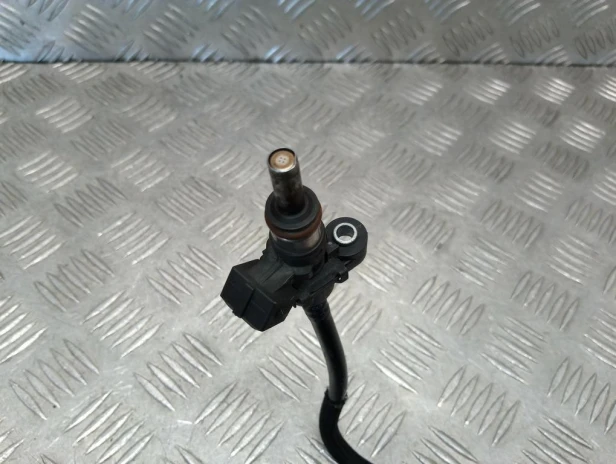 Przewody paliwa wtryskiwacze BMW R 1200RT K26 10-14r   PN. 13617672335