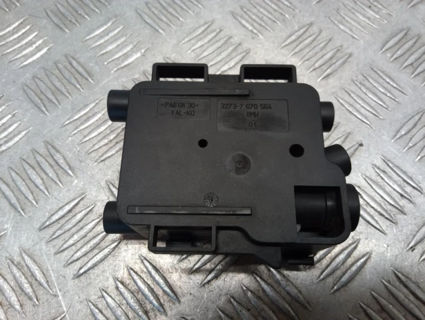 Łącznik linek cięgien gazu BMW R 1200RT K26 10-14r   PN. 32737670565