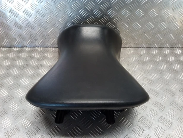 Siedzenie fotel kierowcy podgrzewany BMW R 1200RT K26 10-14r   PN. 06327681684