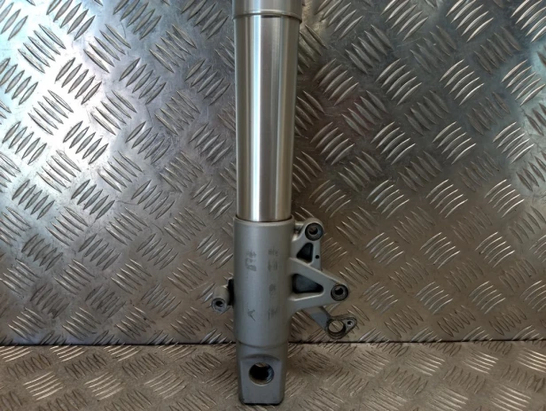 Laga zawieszenia przód lewa BMW R 1200RT K26 10-14r   PN. 31427729227