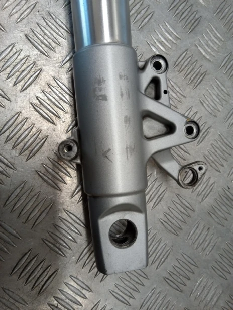 Laga zawieszenia przód lewa BMW R 1200RT K26 10-14r   PN. 31427729227