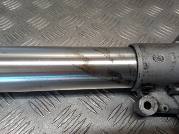 Laga zawieszenia przód lewa BMW R 1200RT K26 10-14r   PN. 31427729227