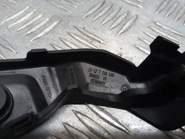 Osłona cewek zapłonowych lewa prawa BMW R 1200RT K26 10-14r   PN. 11127718149