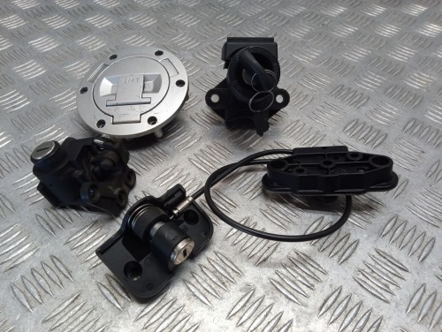 Stacyjka, korek paliwa zamki, moduły BMW R 1200RT K26 10-14r   PN. 61318543110
