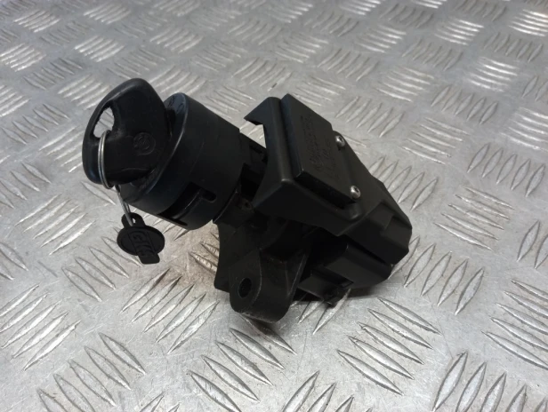 Stacyjka, korek paliwa zamki, moduły BMW R 1200RT K26 10-14r   PN. 61318543110