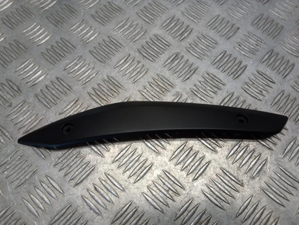 Osłona mocowania szyby przód lewa prawa  BMW R 1200RT K26 10-14r   PN. 46637681295