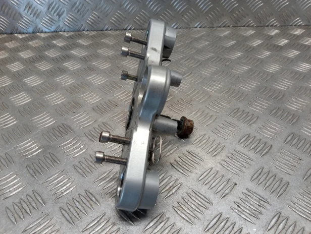 Półka zawieszenia górna BMW R 1200RT K26 10-14r   PN. 31427729239