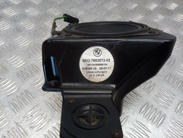 Głośnik prawy BMW R 1200RT K26 10-14r   PN. 65137682072