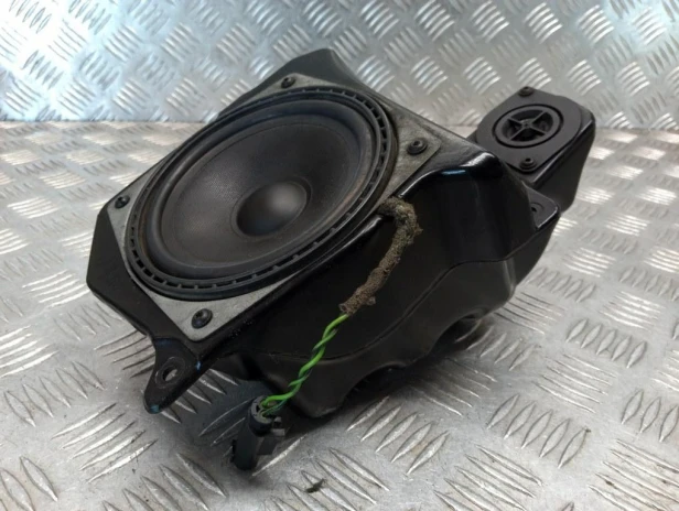 Głośnik prawy BMW R 1200RT K26 10-14r   PN. 65137682072