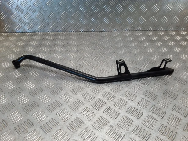Stelaż wspornik prawy owiewki silnika BMW R 1200RT K26 10-14r   PN. 46637711657